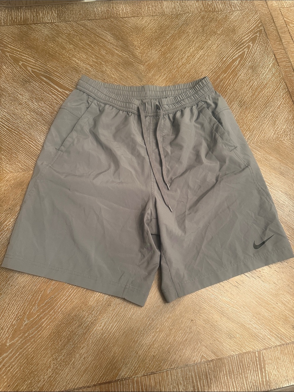 Men’s Nike Form 7” Shorts size Small TALL